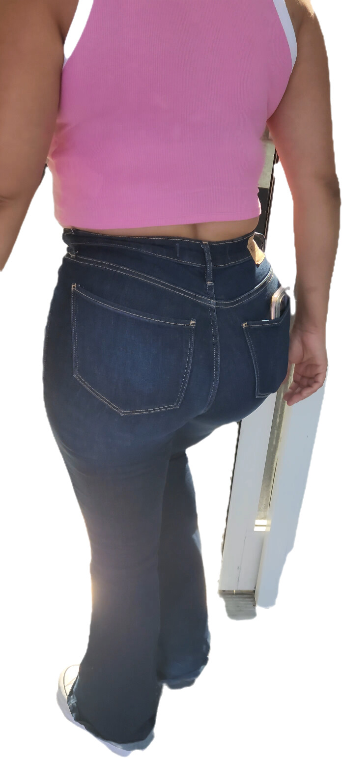 Slimthick Latina at mall Forum