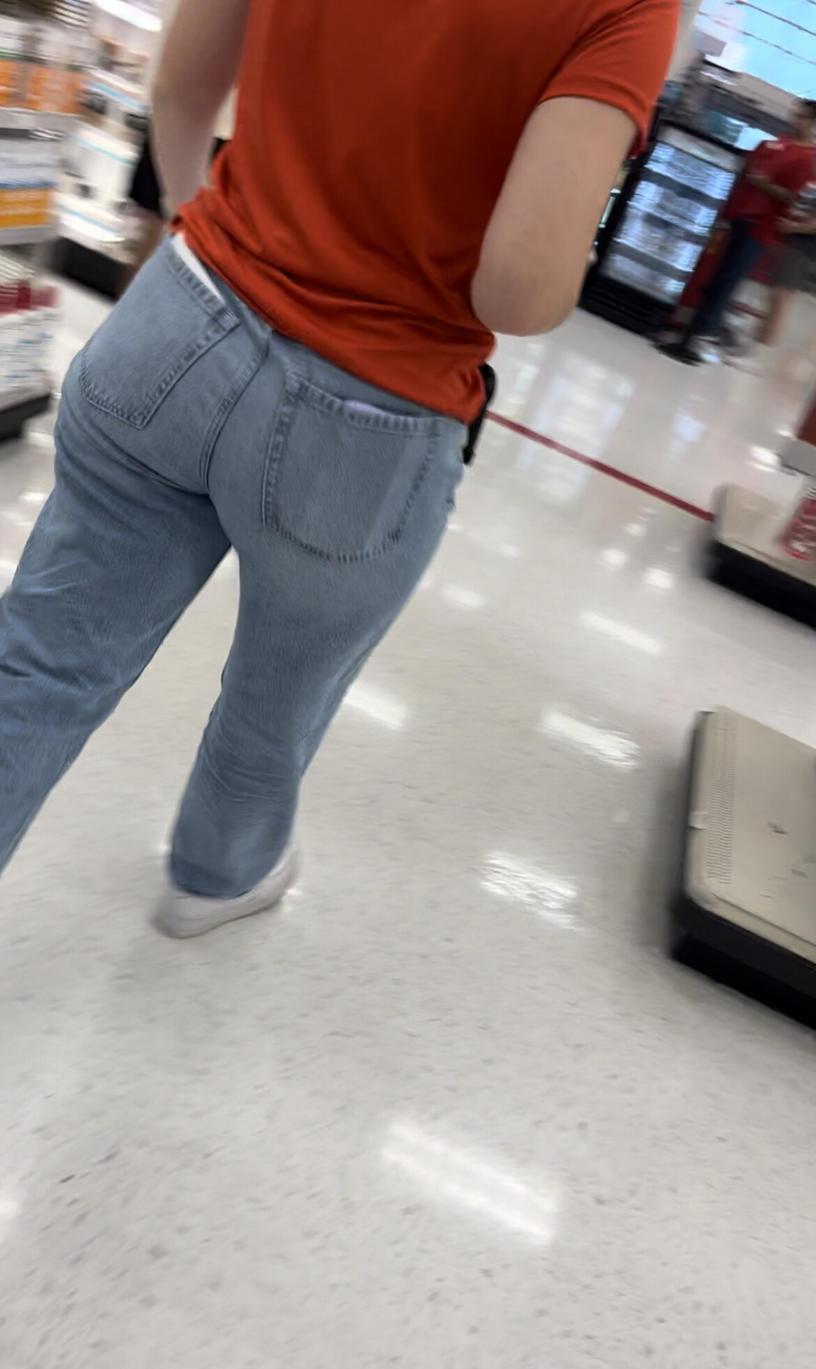 PAWG TARGET Worker In Jeans ( FACESHOT) - Tight Jeans - Forum