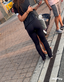 Airport Dump 🍑🔥 (OC , GIFs only ) - Spandex, Leggings & Yoga Pants - Forum