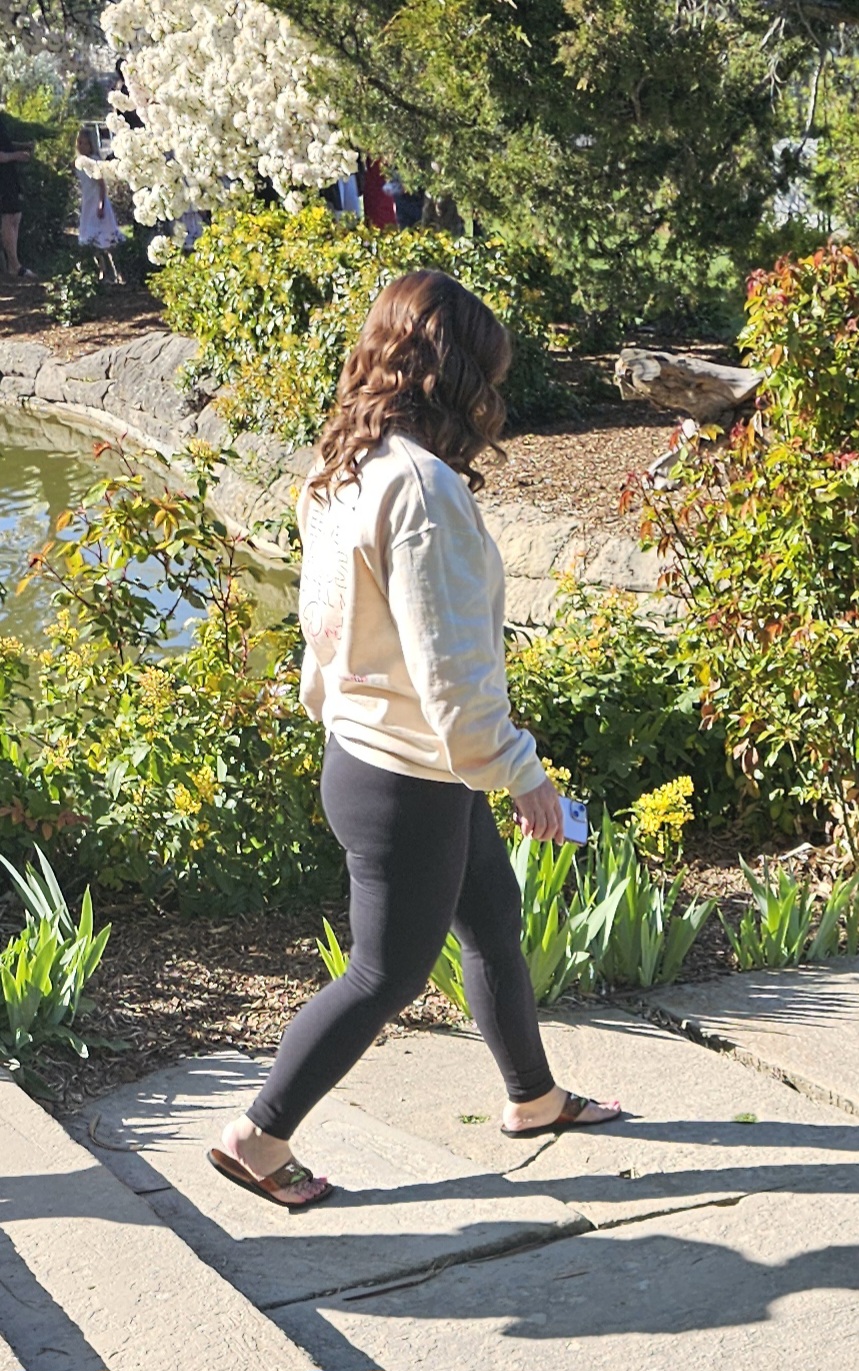 MILFs at the park! - ass - Forum