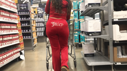 Juicy Latina Nut Booty In Red Sweats Spandex Leggings Yoga Pants Juicy Latina Nut Booty In Red Sweats Spandex Leggings Yoga Pants