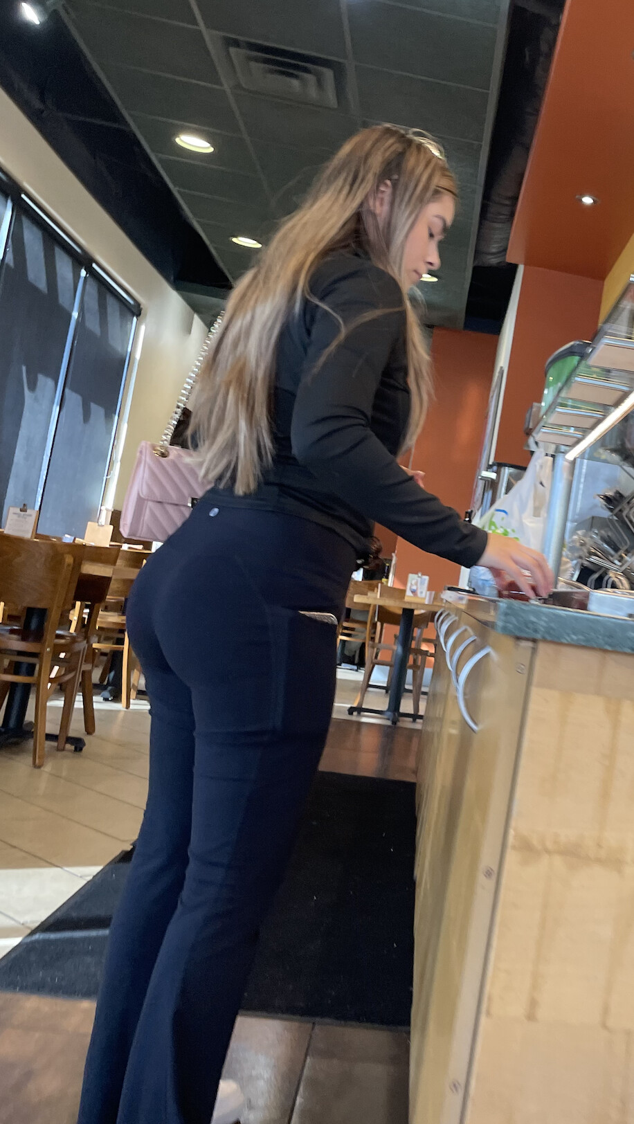 Latina with big ass in flares - Spandex, Leggings & Yoga Pants - Forum