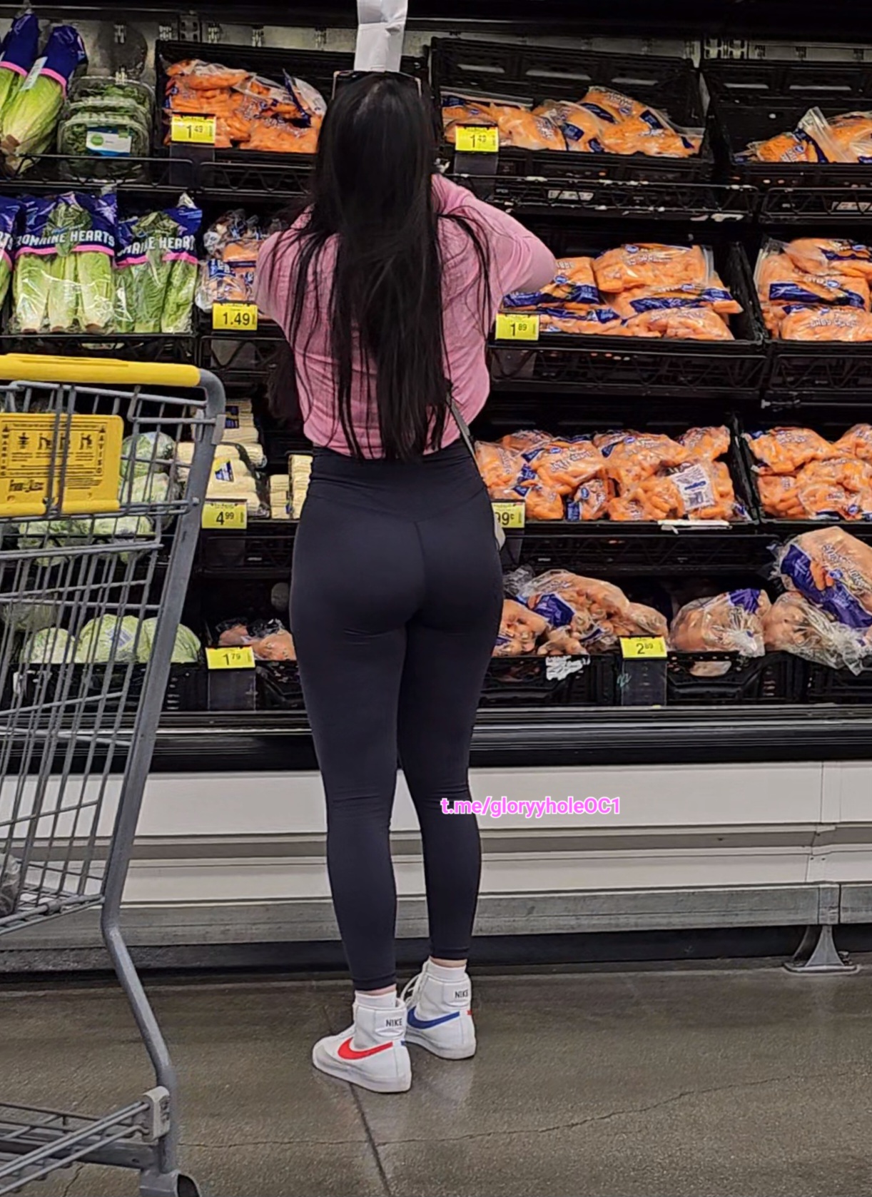 FIT Latina at the Market [OC] - Spandex, Leggings & Yoga Pants - Forum