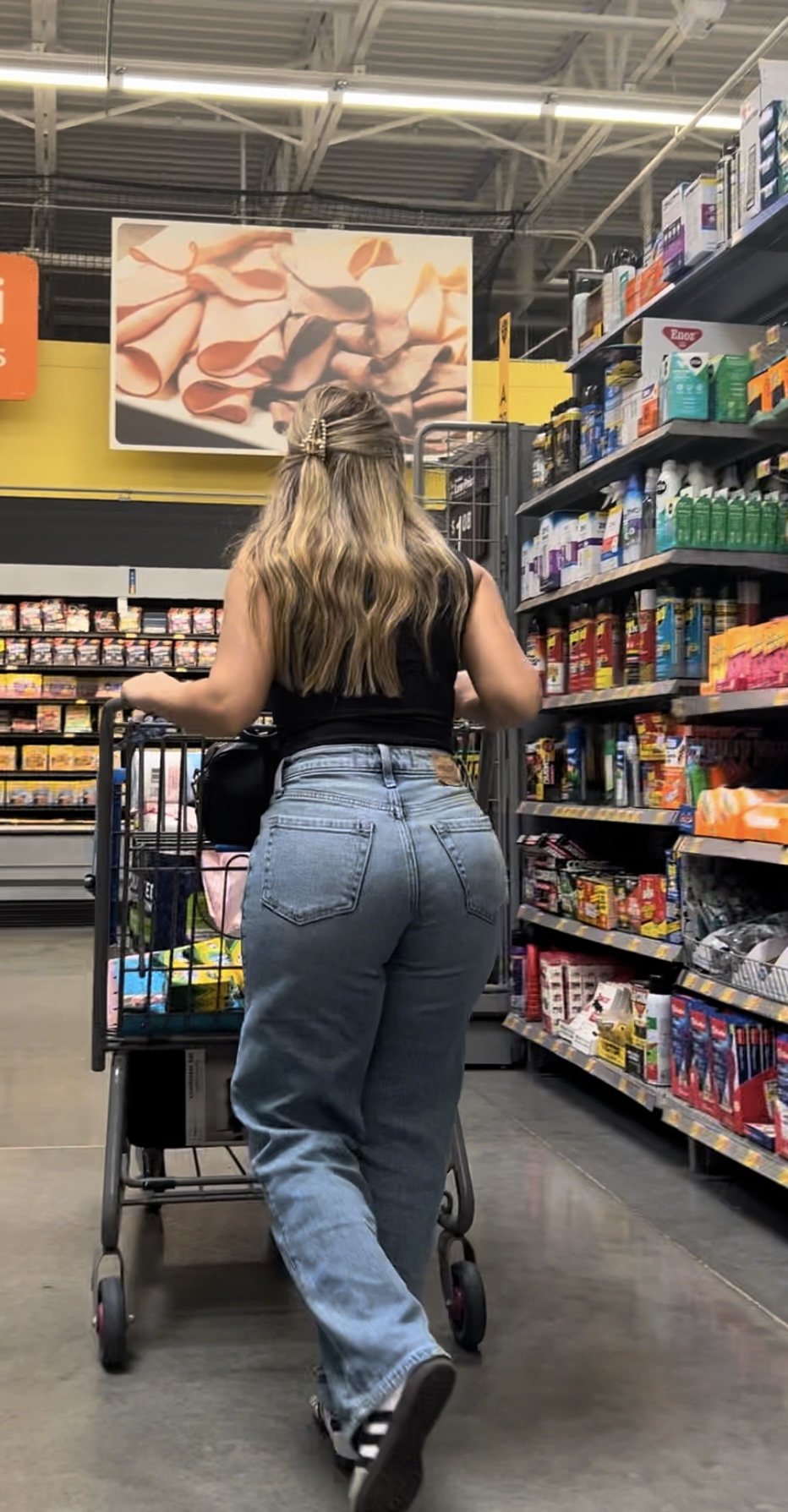 Sexy Girl in Tight Jeans (OC) - Tight Jeans - Forum