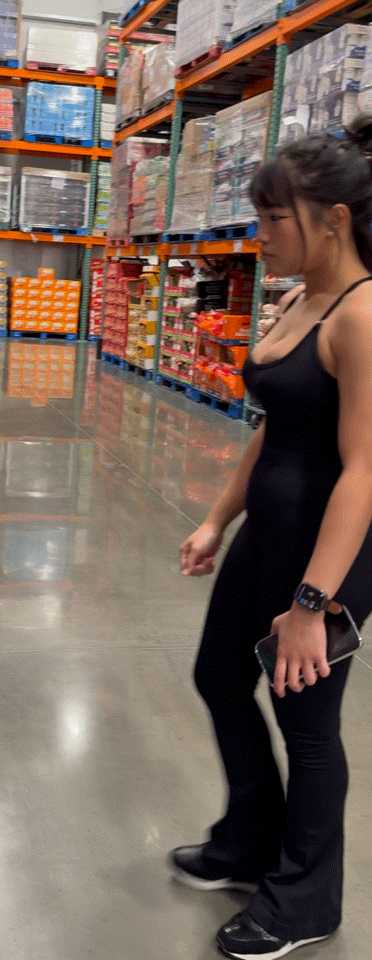  OC Big Tits Asian Doll Shopping Spandex Leggings Yoga Pants Forum