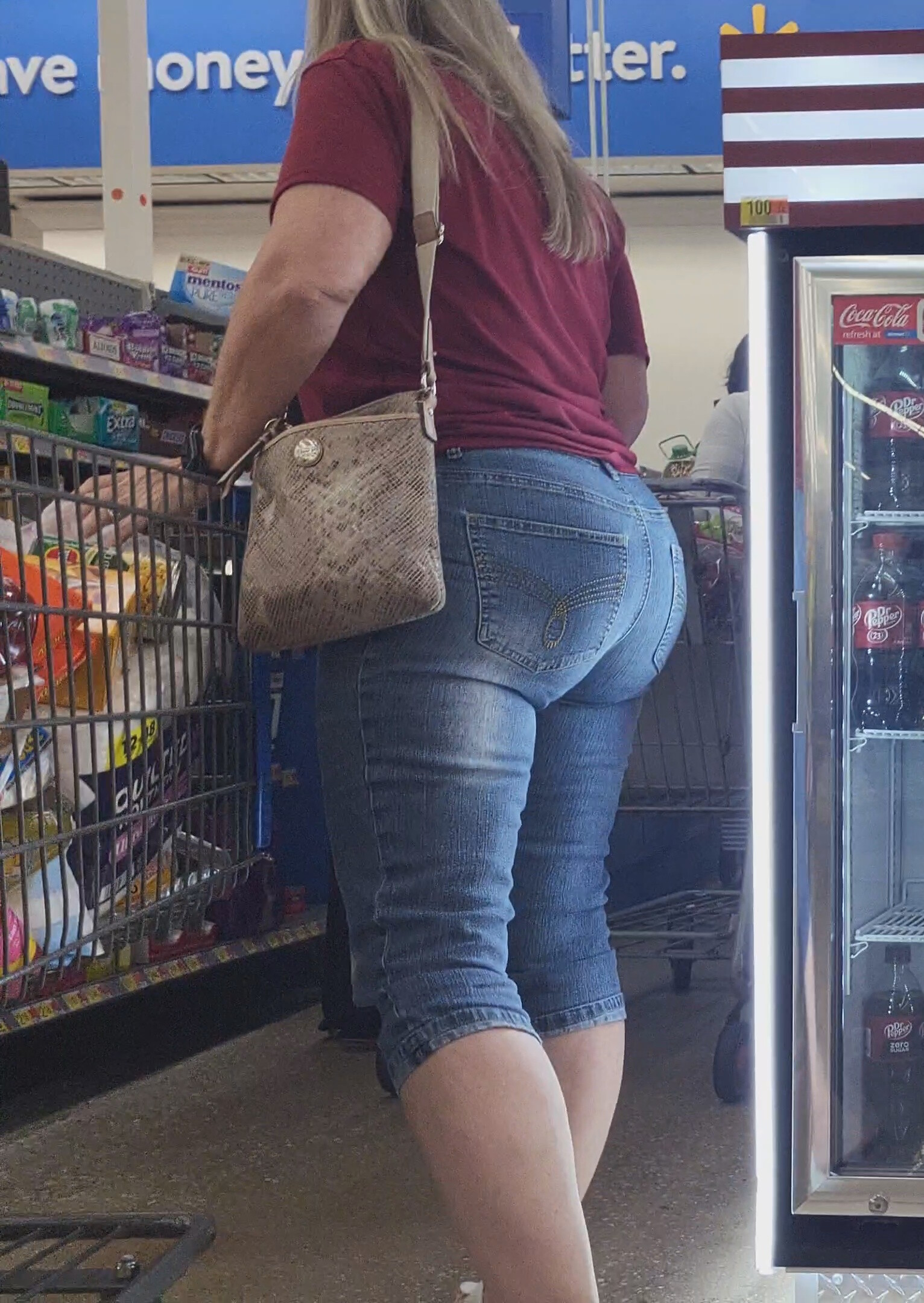 Crazy Thick PAWG GILF Booty In Checkout Line - Tight Jeans - Forum