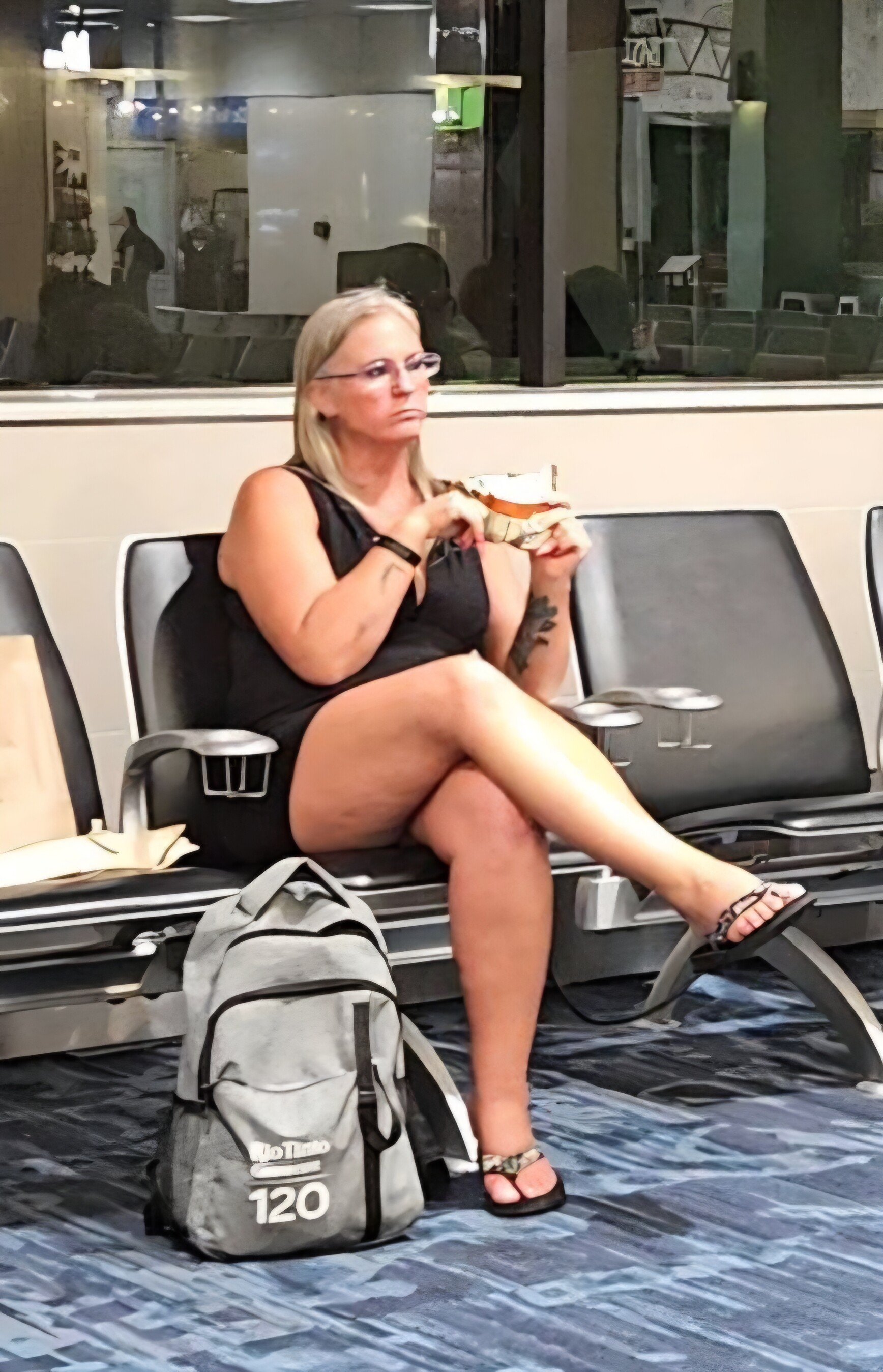 Airport Milfs Spandex Leggings Yoga Pants Forum airport-milfs-spandex-leggings-yoga-pants-forum