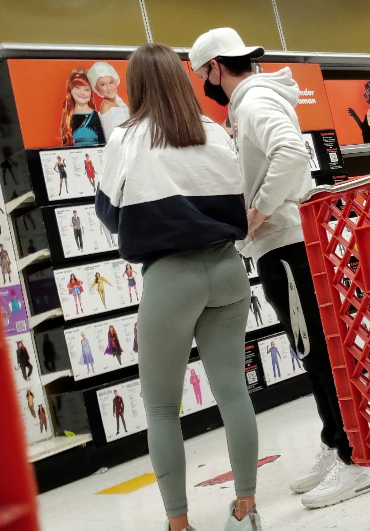 Must see gray yoga pants perfect bubble butt vtl. OC from last Halloween  shopping - Spandex, Leggings & Yoga Pants - Forum
