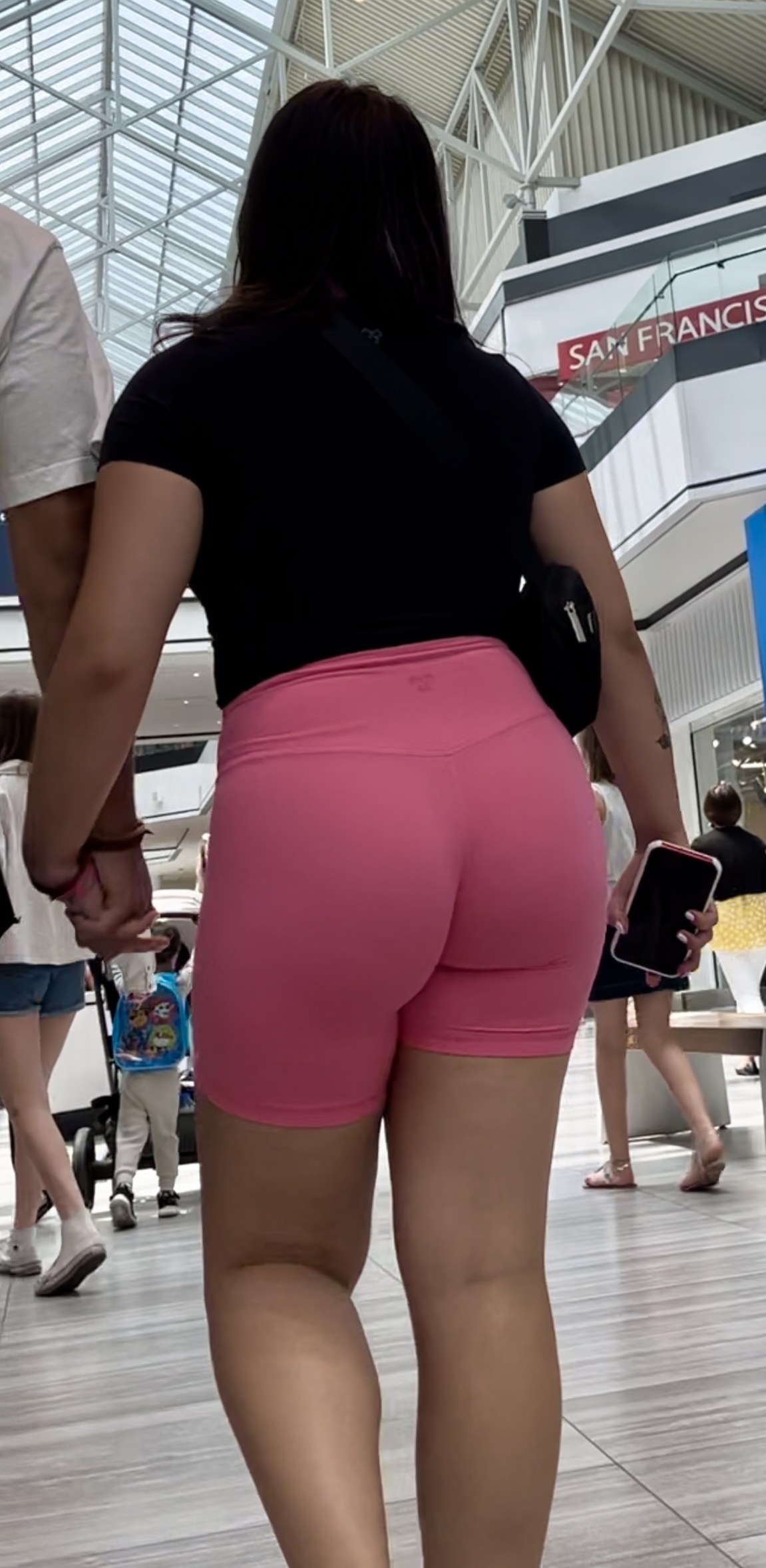 Thick ass walking in pink biker shorts at the mall - Short Shorts &  Volleyball - Forum