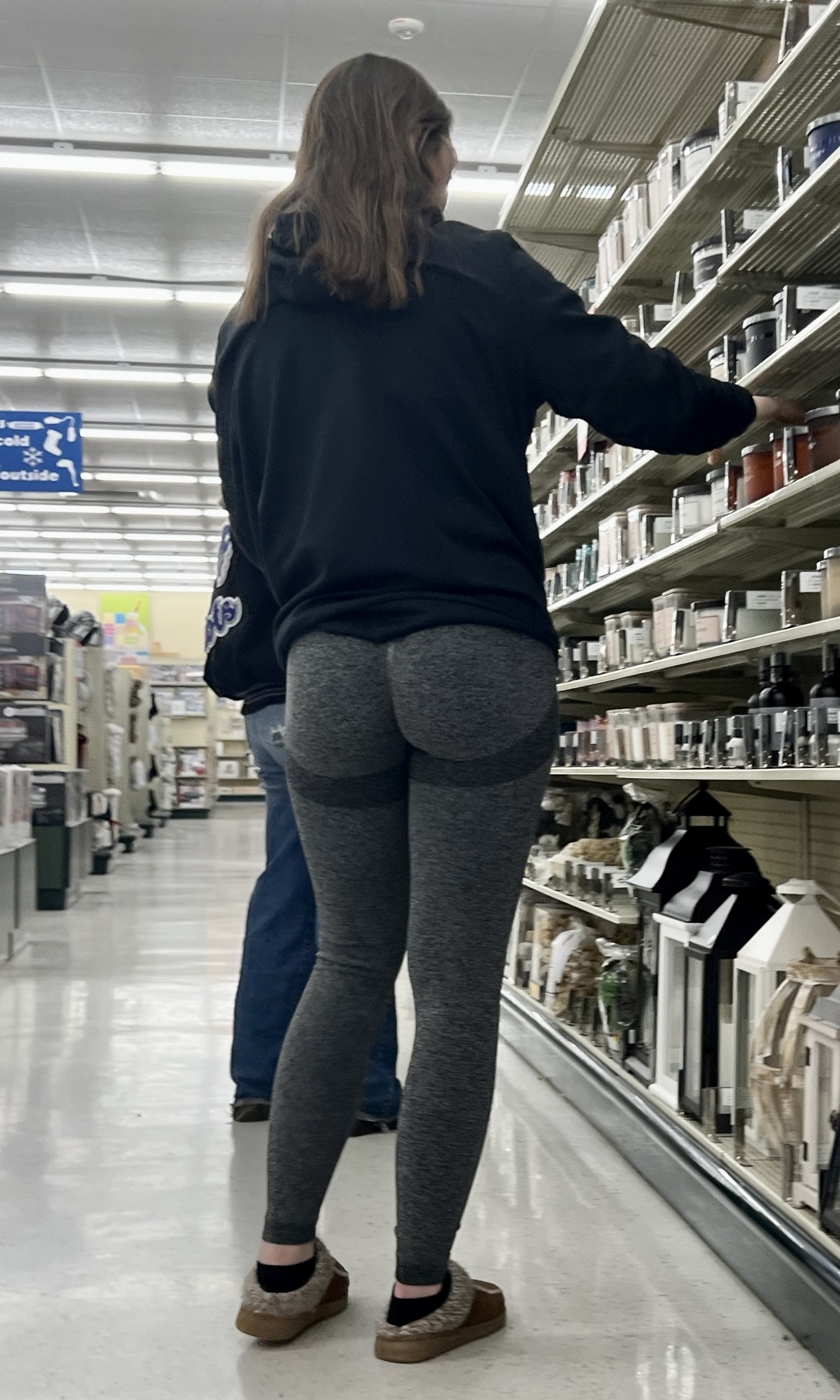 Nice ass in leggings😍🤤 - Spandex, Leggings & Yoga Pants - Forum