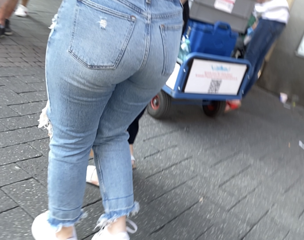 German Chics Ass Forum