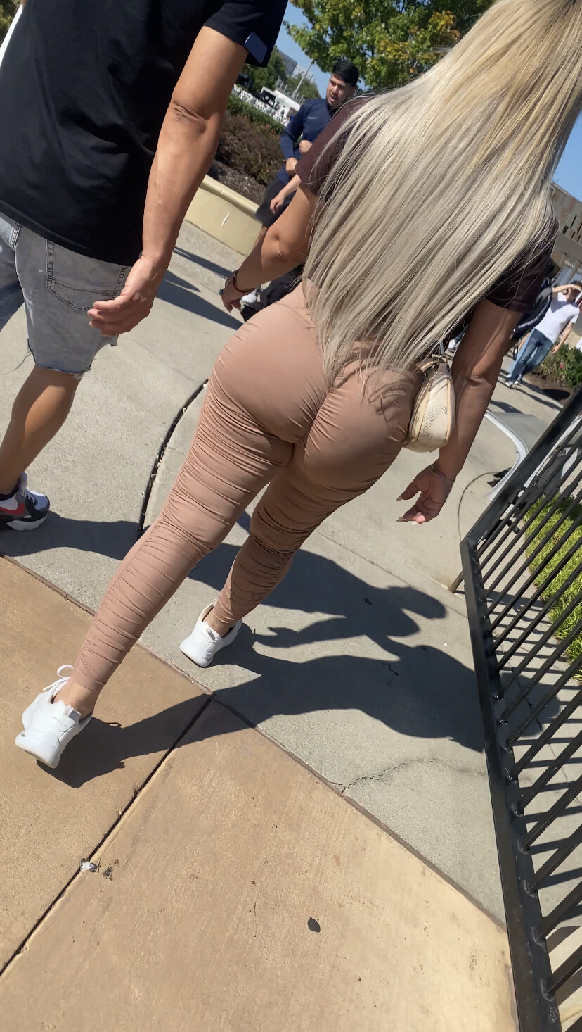 Sexy ass thick Latina nude leggings - Spandex, Leggings & Yoga Pants - Forum