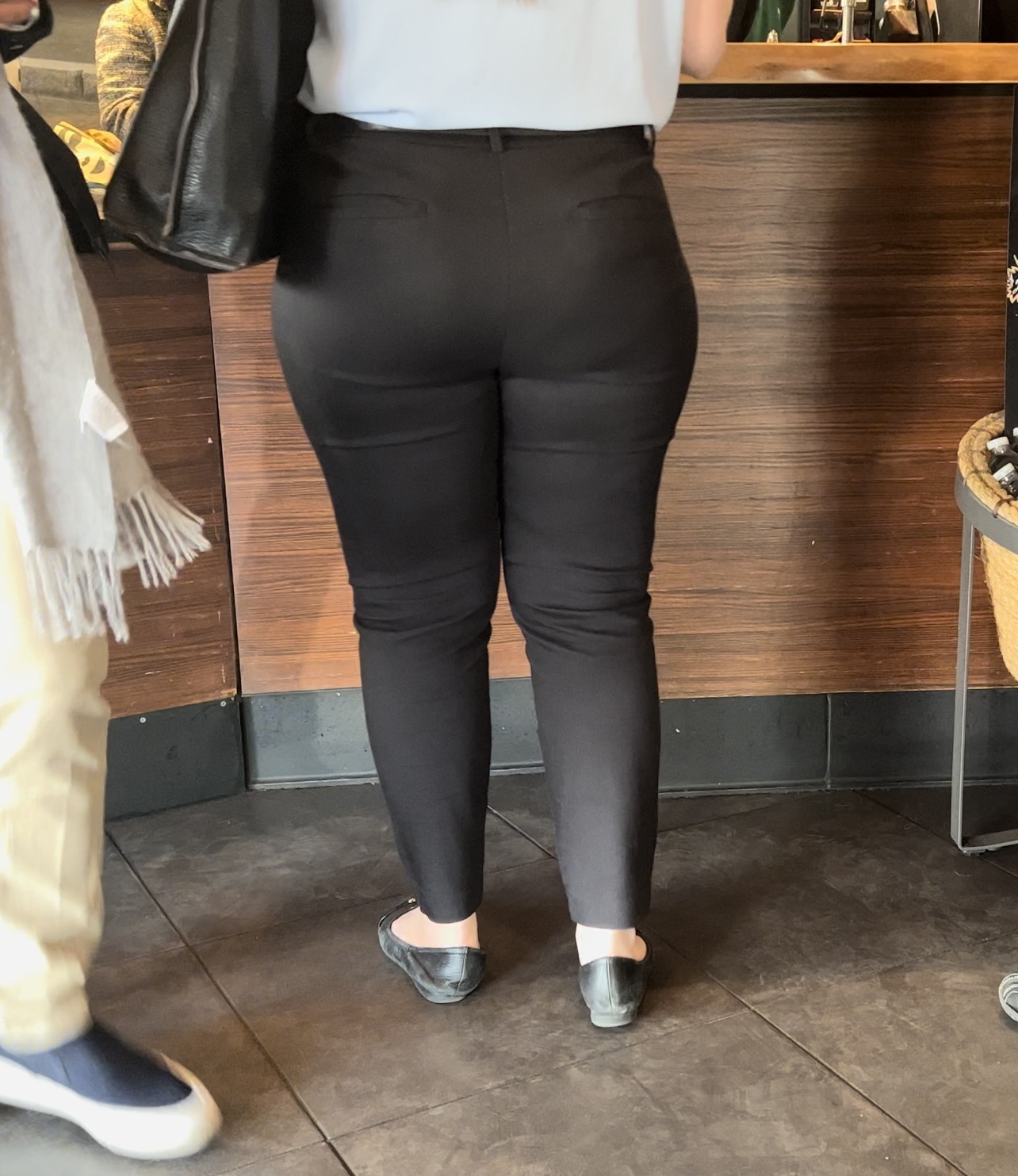 Thick Pawg At Starbucks In Tight Dress Pants Tight Jeans Forum 3523