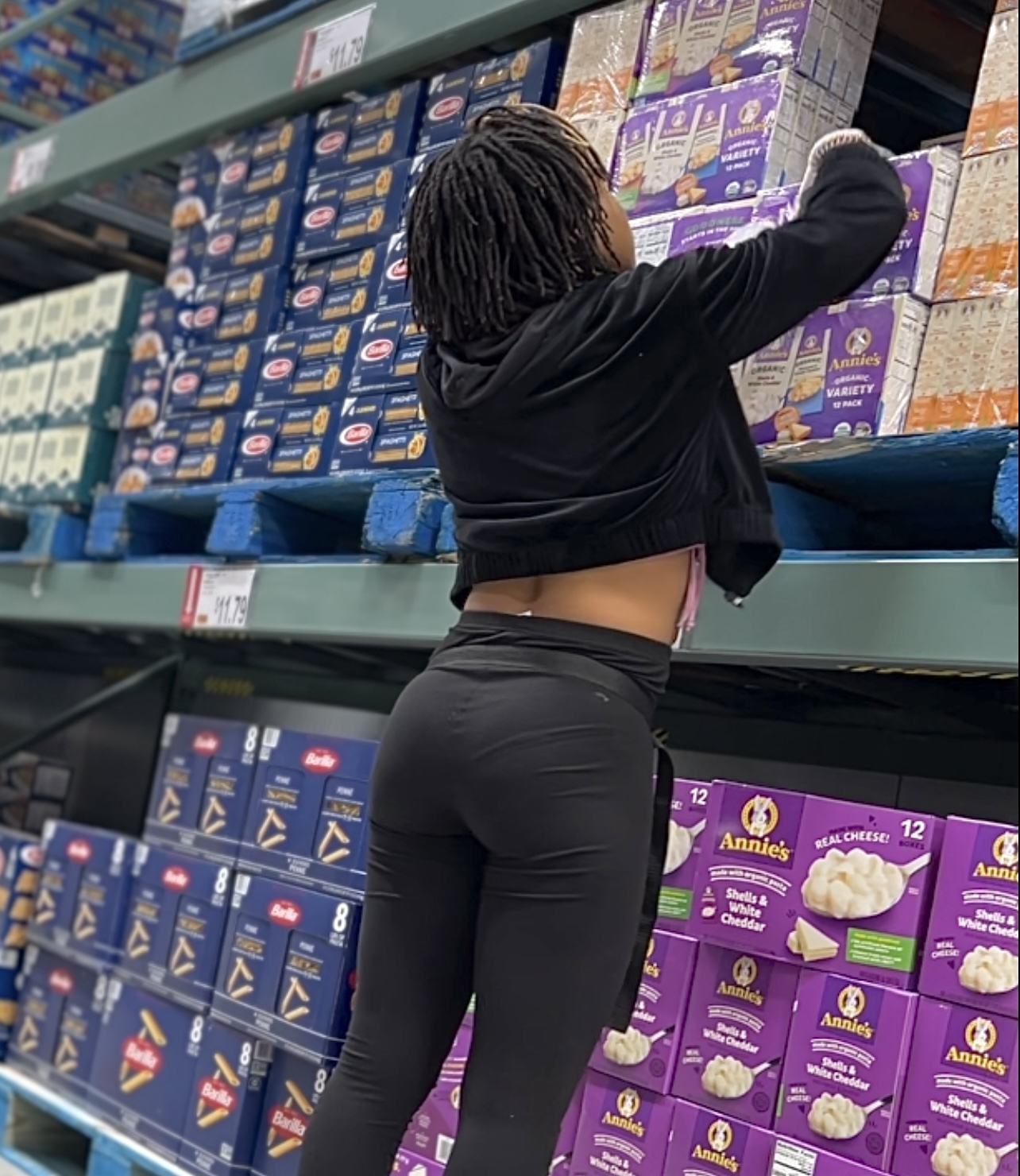 Cute slim light skin ebony with a plump ass and vpl - Spandex, Leggings &  Yoga Pants - Forum