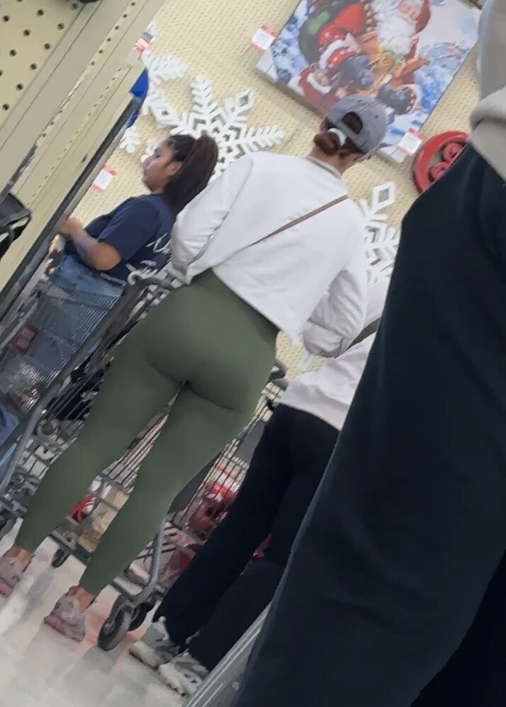 GYATT in green leggings - Spandex, Leggings & Yoga Pants - Forum