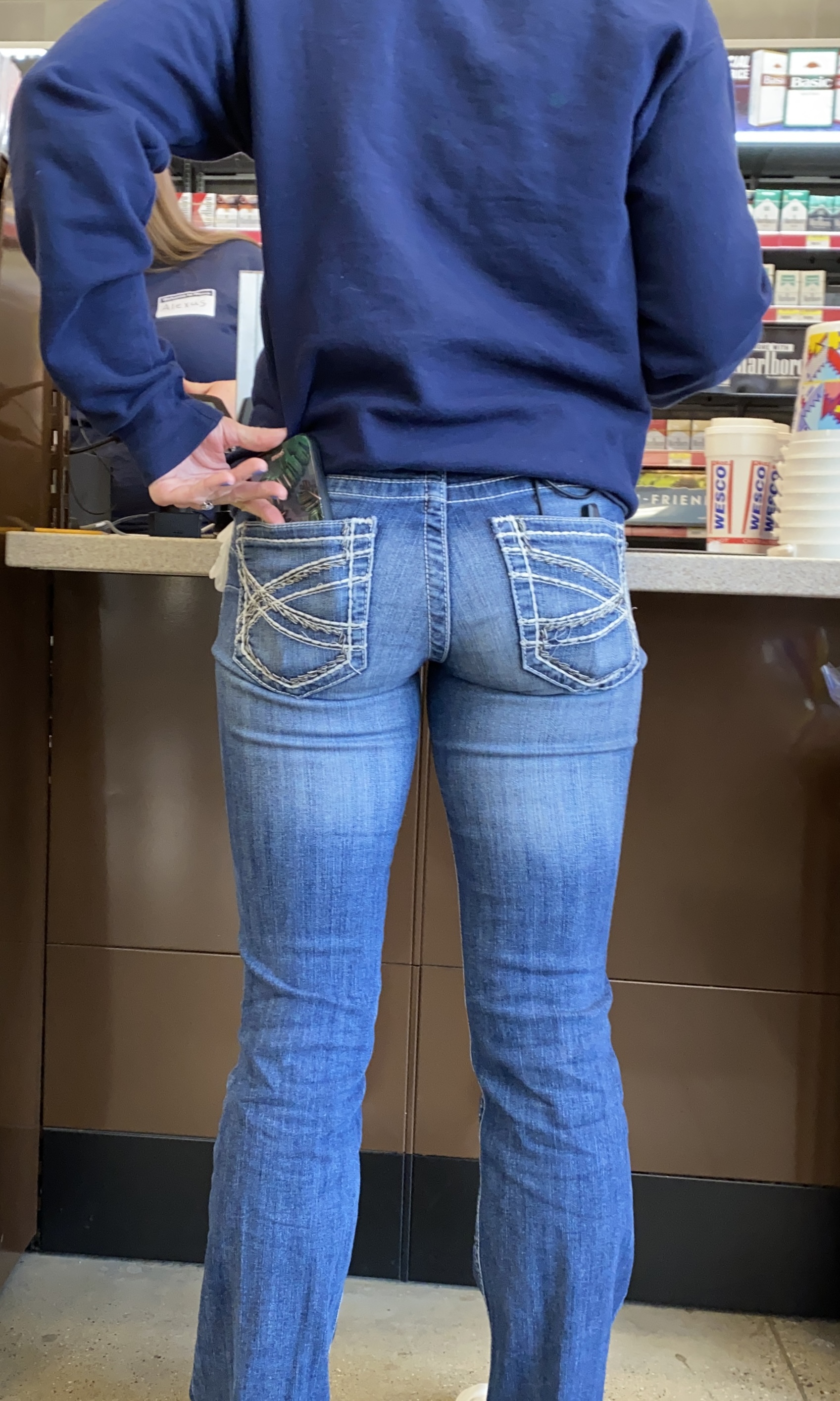 💍💍💍 “Married” gas station worker… - Tight Jeans - Forum