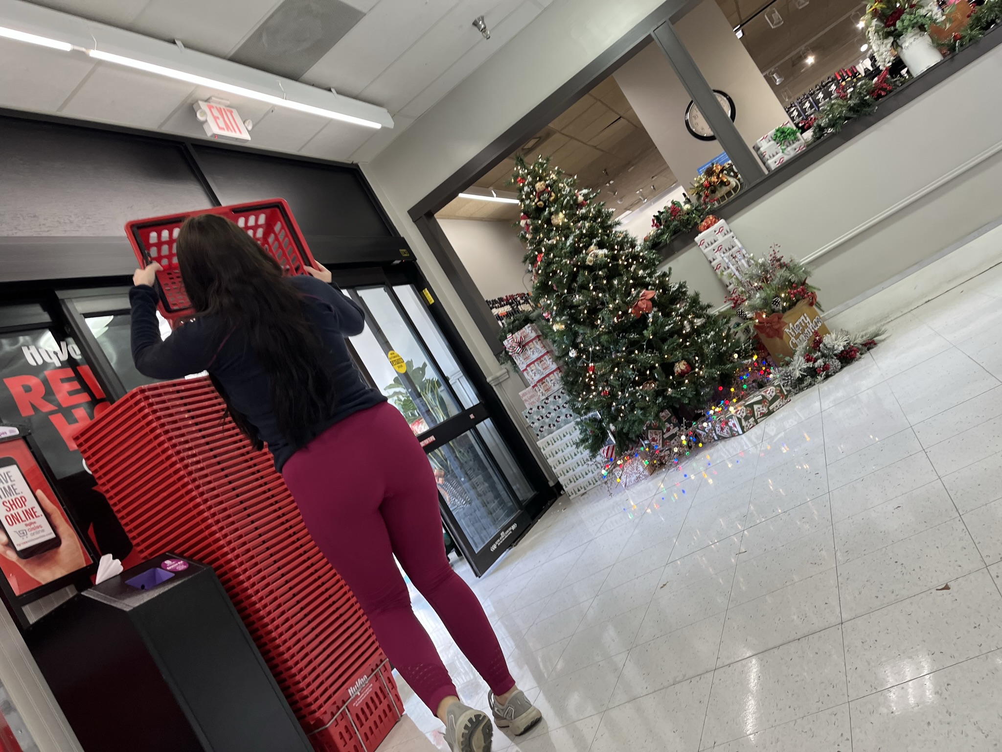 College girl shopping - Spandex, Leggings & Yoga Pants - Forum