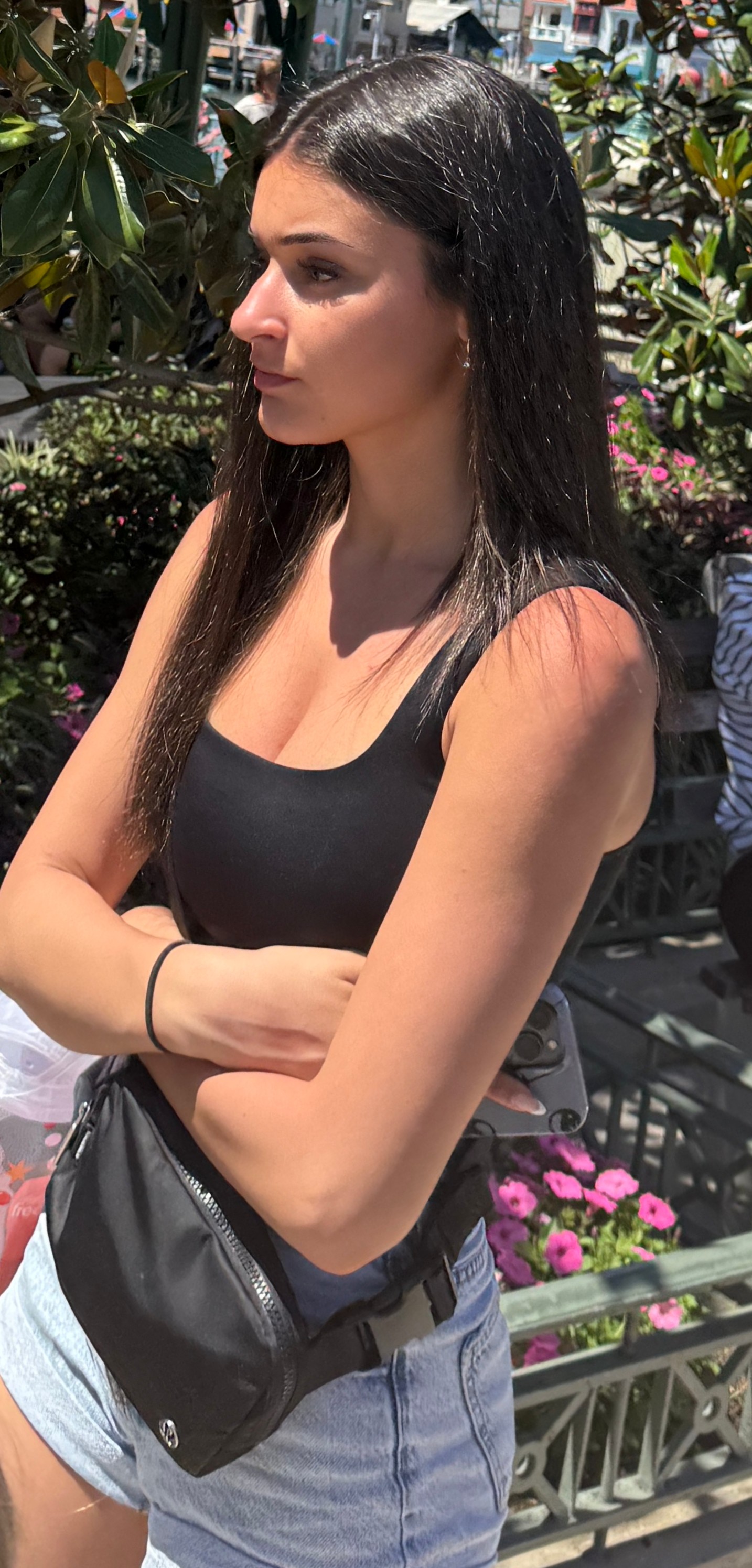 Beautiful College Brunette W Face Forum beautiful-college-brunette-w-face-forum