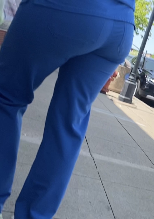 Slim blonde nurse in CVS Spandex, Leggings & Yoga Pants Forum