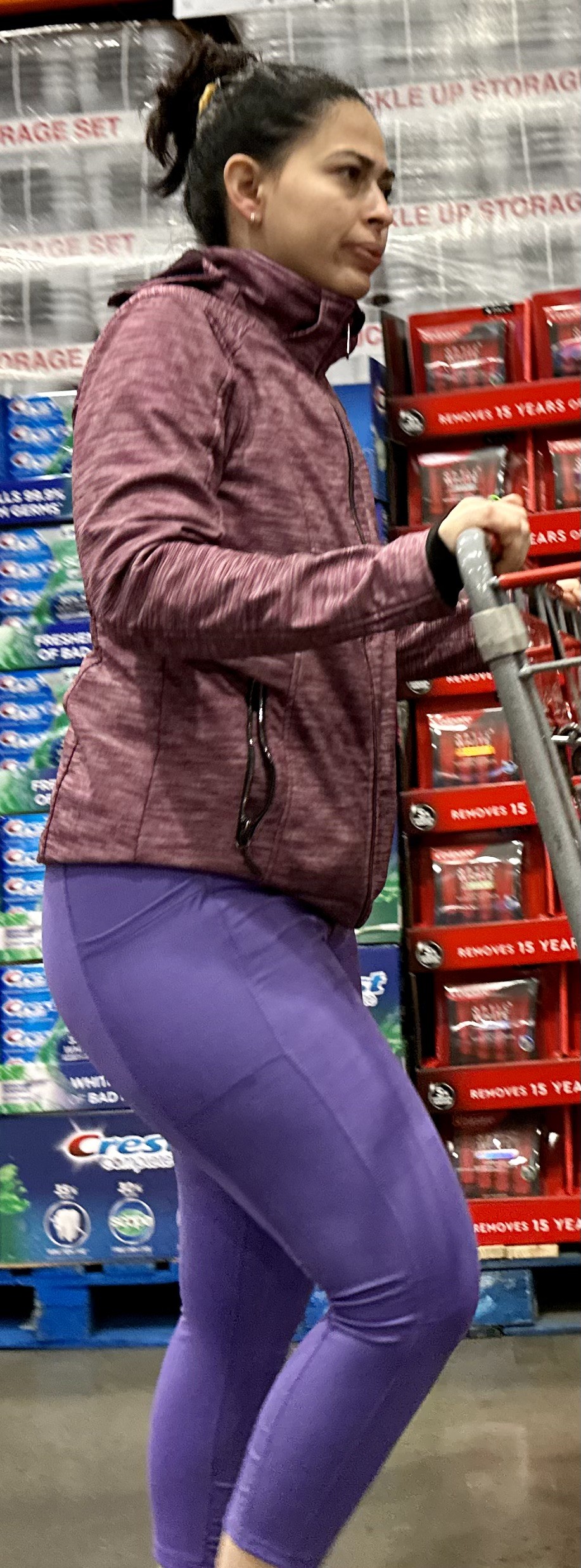 Costco Sighting Latina milf in purple capri legging Spandex, Leggings & Yoga Pants Forum