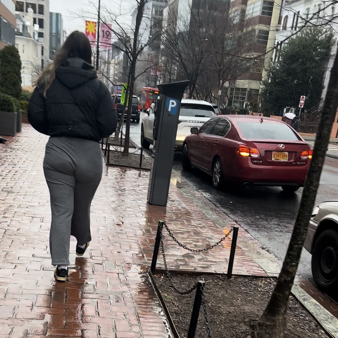 Pawg with jiggly ass in grey leggings - Spandex, Leggings & Yoga Pants -  Forum