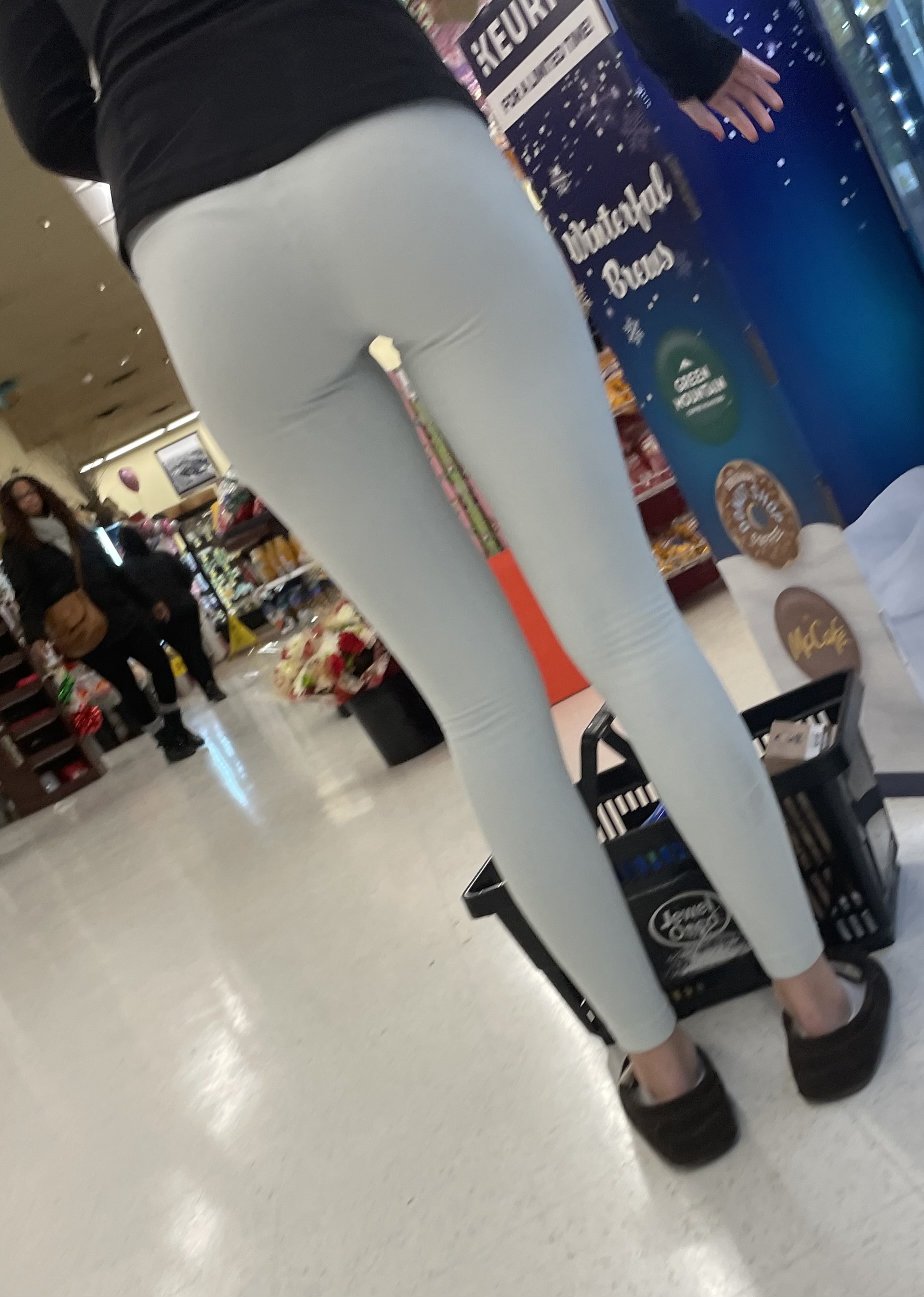 Powder baby blue yoga pants fit girl - Spandex, Leggings & Yoga Pants ...