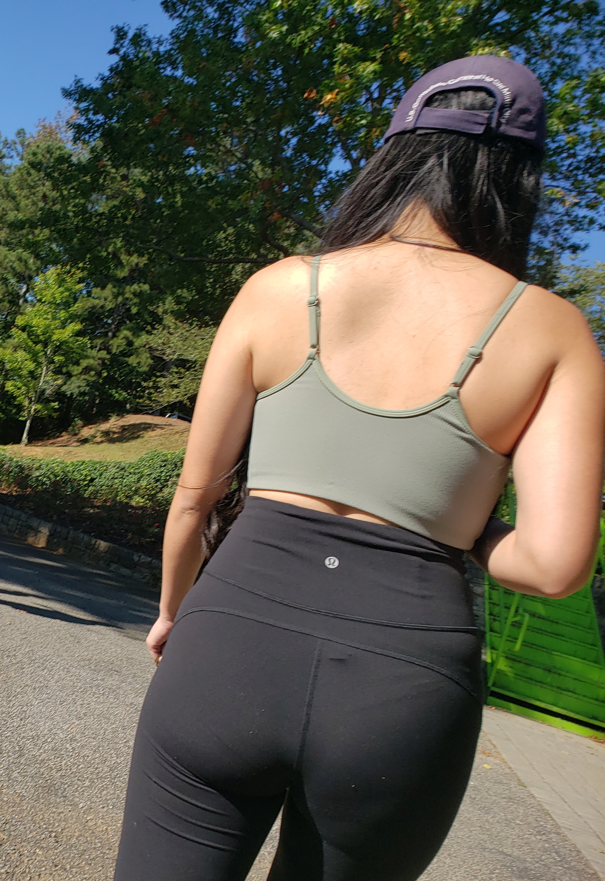 Cute Asian with tight little ass (VTL) - Spandex, Leggings & Yoga Pants -  Forum