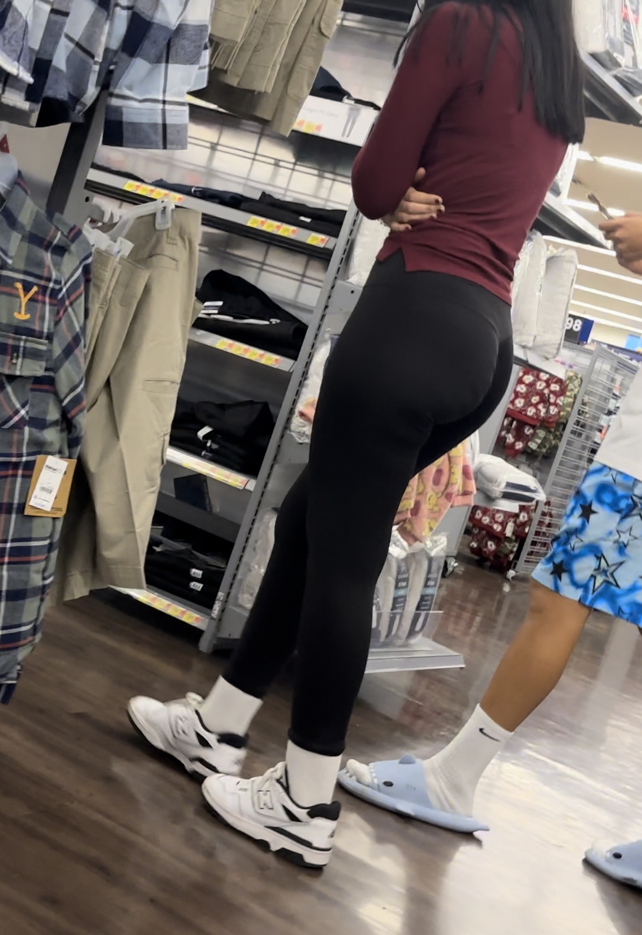 Slim thick latina in Walmart (OC) - Spandex, Leggings & Yoga Pants - Forum