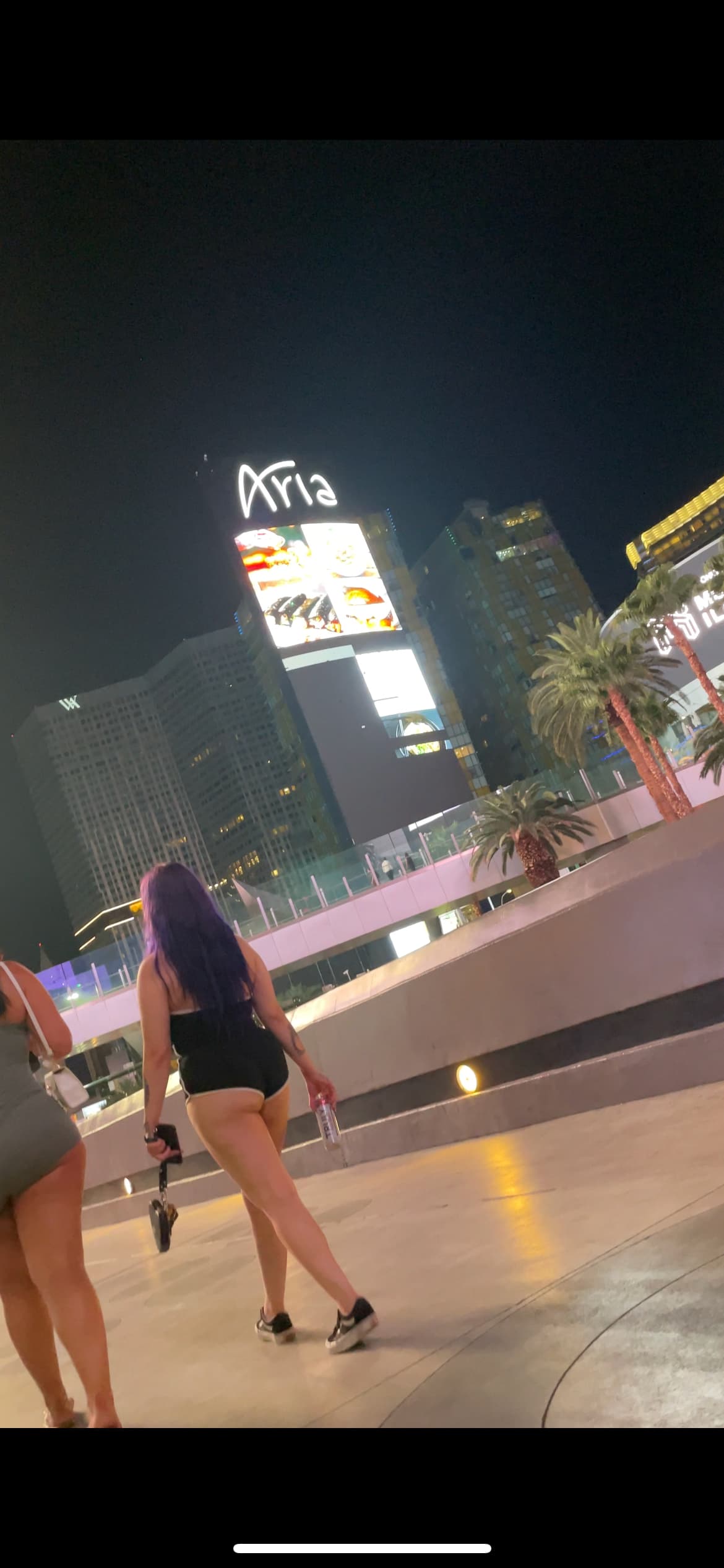 Vegas Highlights - Sidewalk and Staircase Ass [OC] - Short Shorts &  Volleyball - Forum