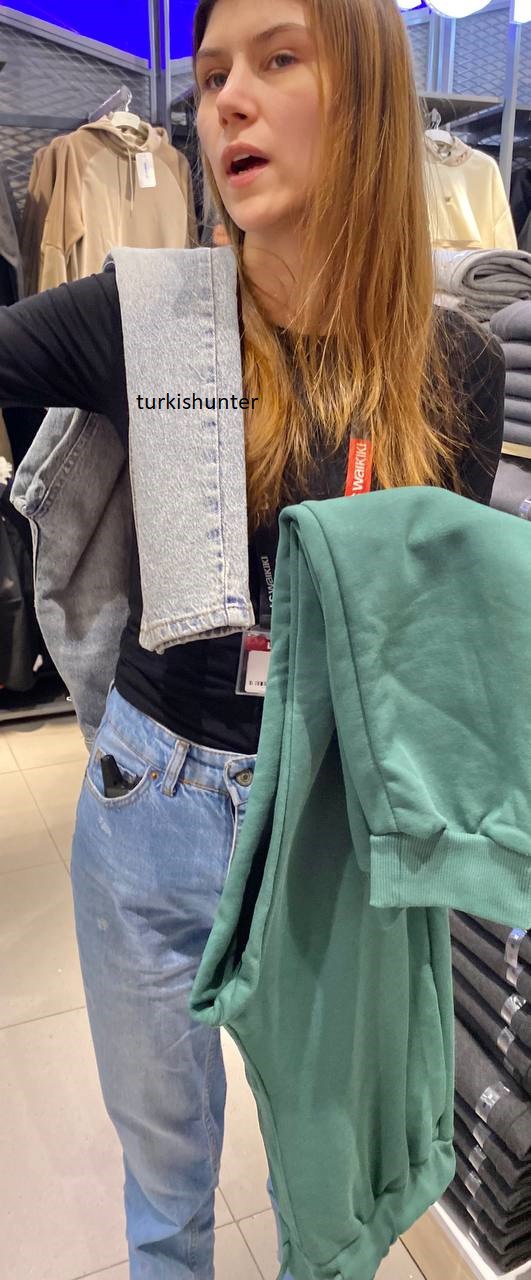[OC] Cute SKINNY Girl in Jeans ASS&FACE 🥵🥰😍 - Tight Jeans - Forum