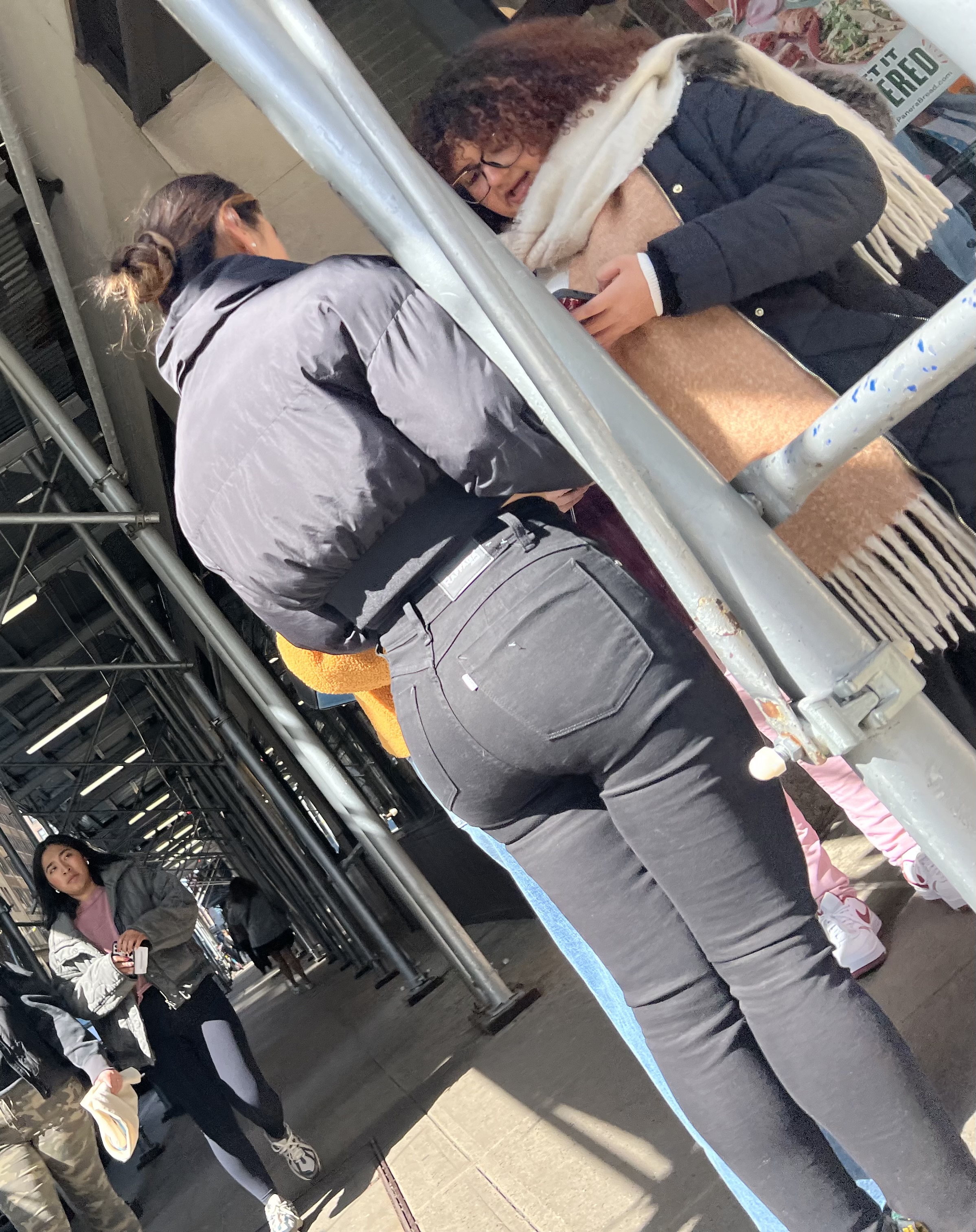 Big Booty Judy in Tight Jeans - Tight Jeans - Forum