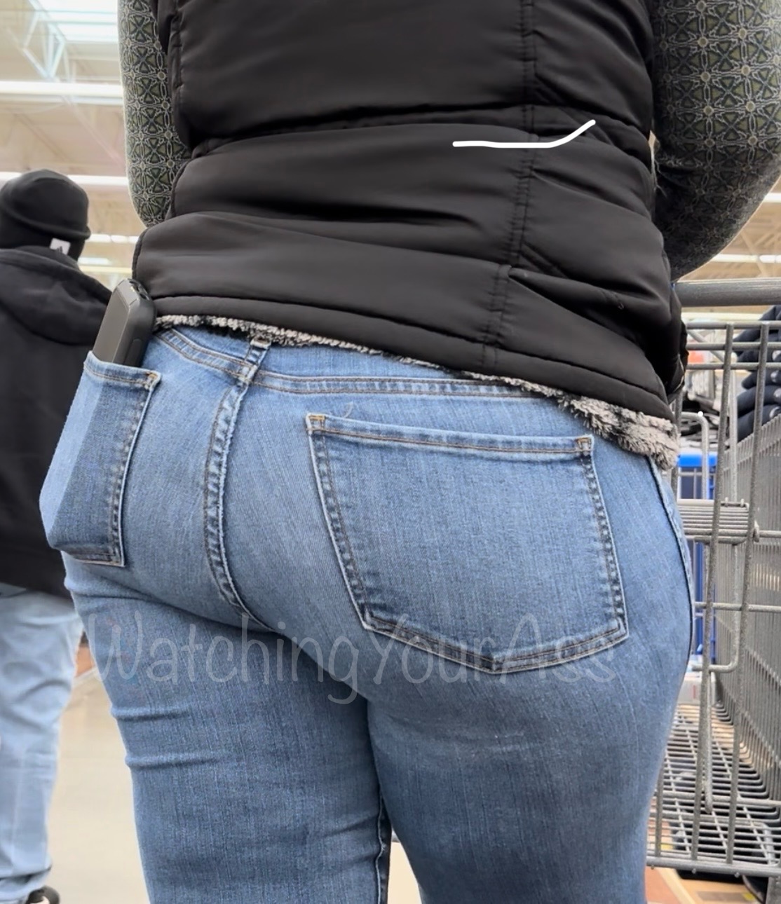 Thick Walmart Latina Milf in Jeans (OC) - Tight Jeans - Forum