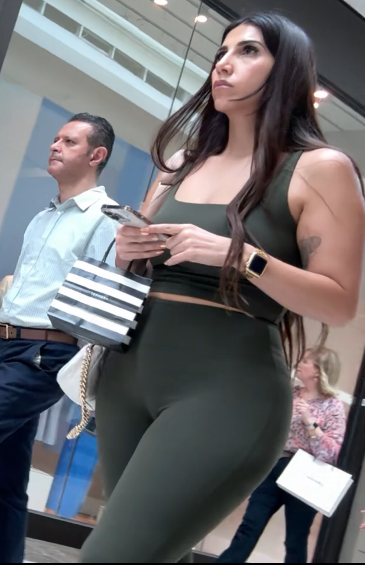 Juicy thick Latina (OC) - Spandex, Leggings & Yoga Pants - Forum