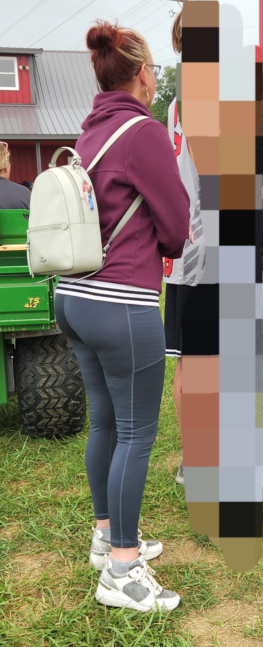 Repost Big booty milf - Spandex, Leggings & Yoga Pants - Forum