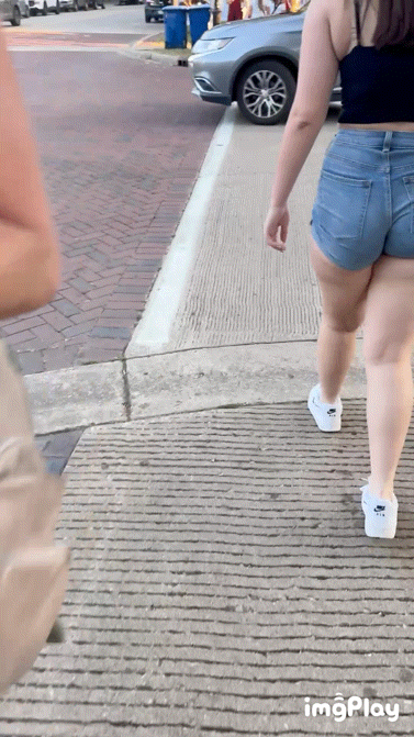 Summer means PAWG jean shorts 🔥🍑 - Short Shorts & Volleyball - Forum