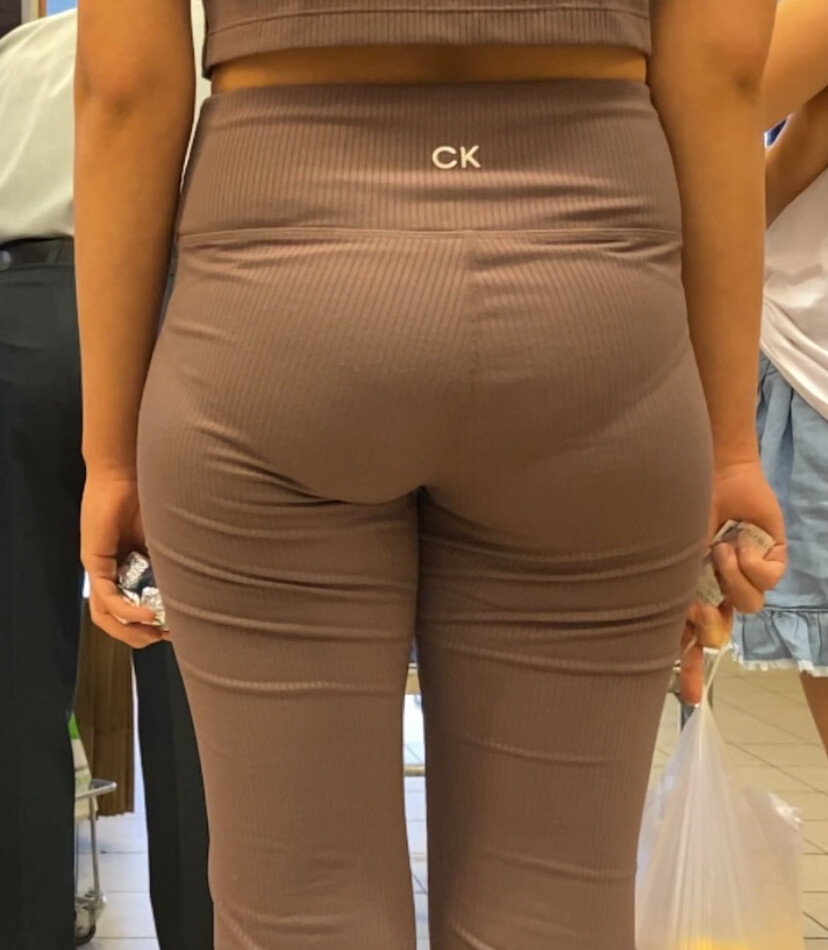 Candid Girl Extreme VPL! - Spandex, Leggings & Yoga Pants - Forum