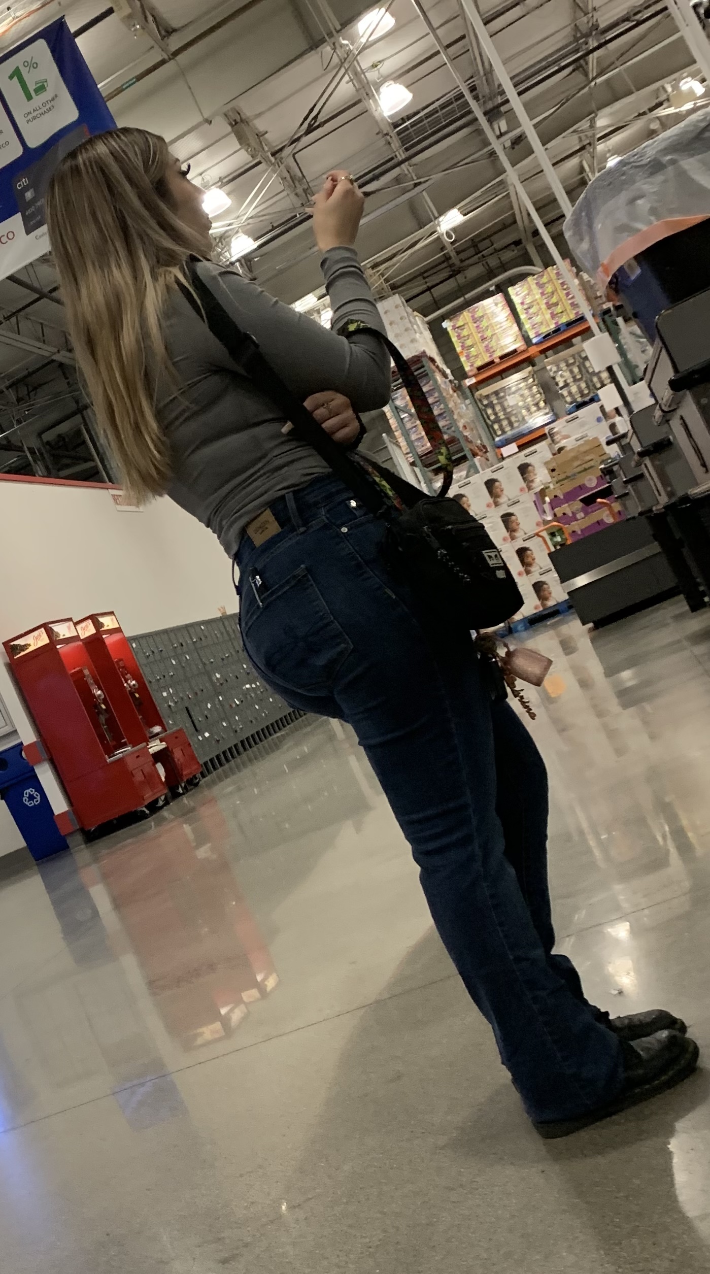 White Girl With Phat Ass Stuffed In Jeans Tight Jeans Forum