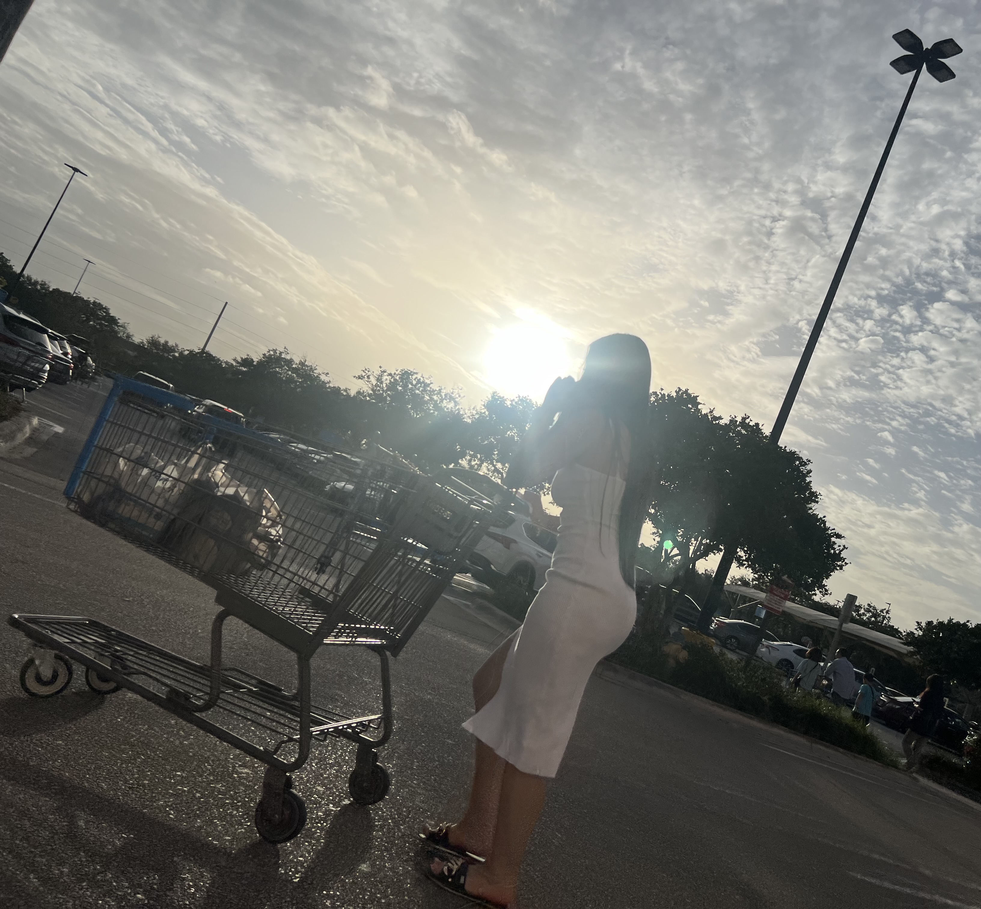 White dress (oc) - Forum