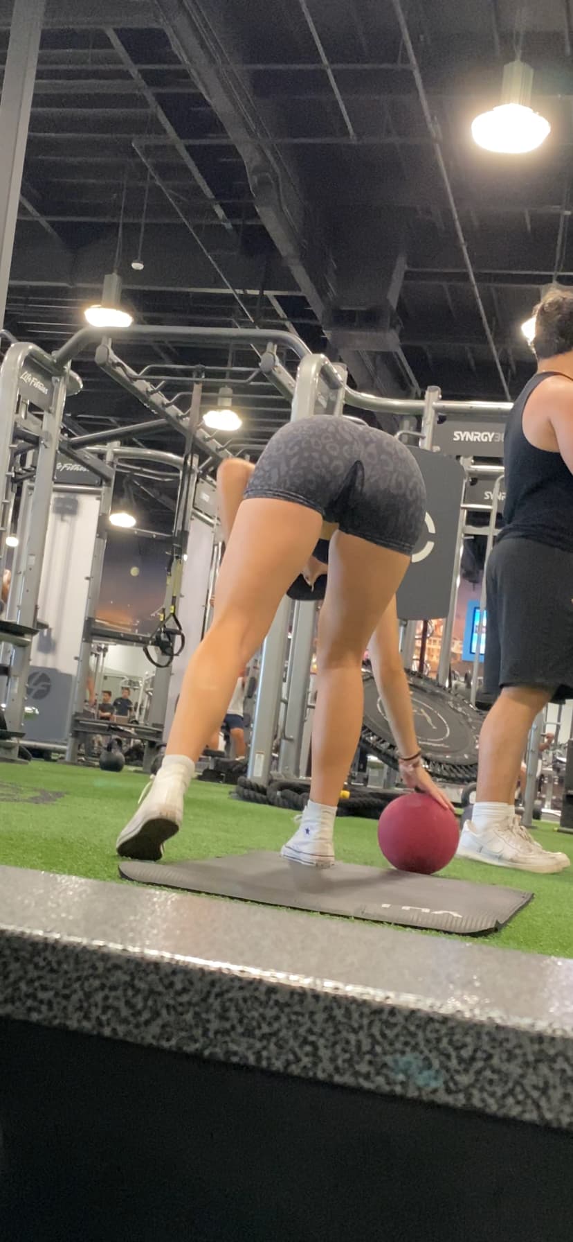 Tight gym girl in spandex shorts - Short Shorts & Volleyball - Forum