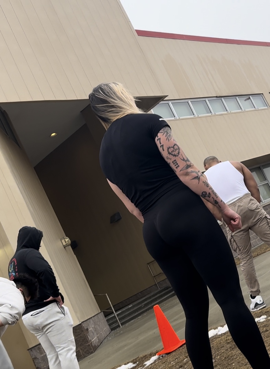 Spray on leggings packed out by tatted fit blonde GIFS (OC) Spandex, Leggings & Yoga Pants Forum